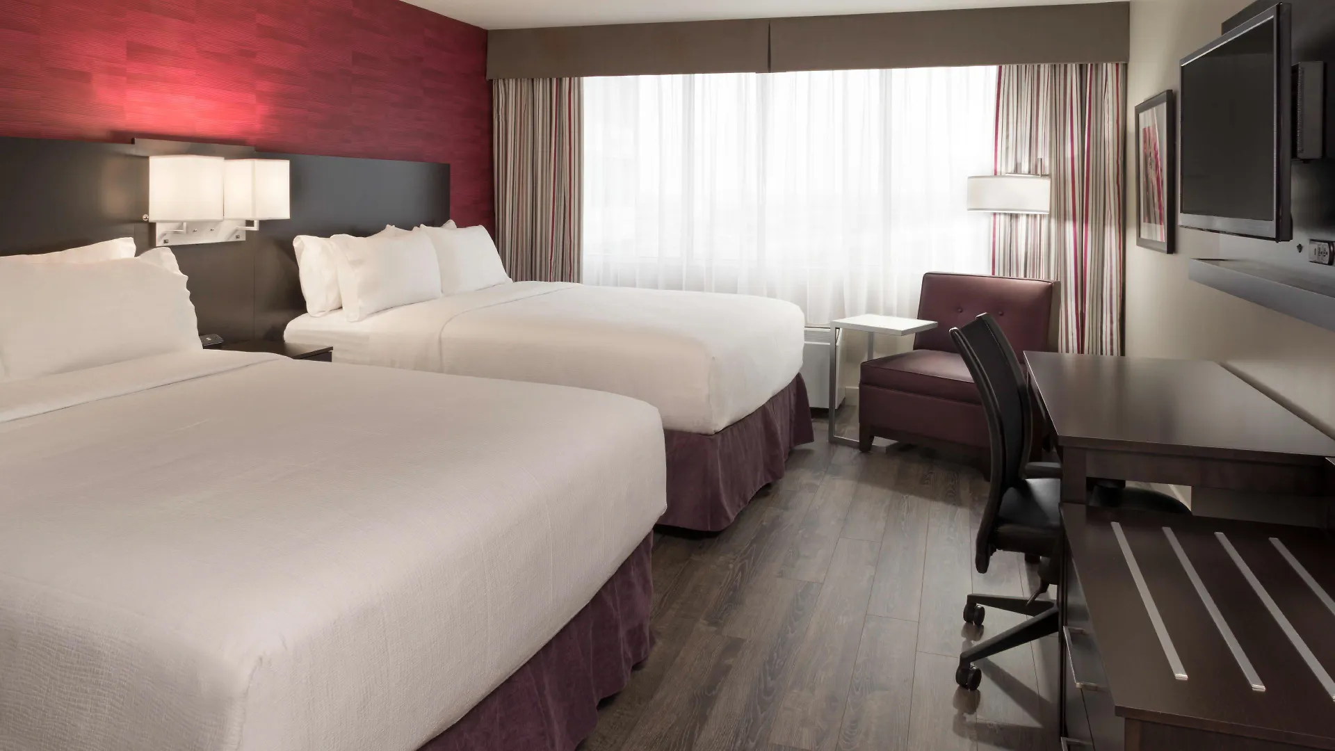 Holiday Inn Toronto International Airport By Ihg 4*,