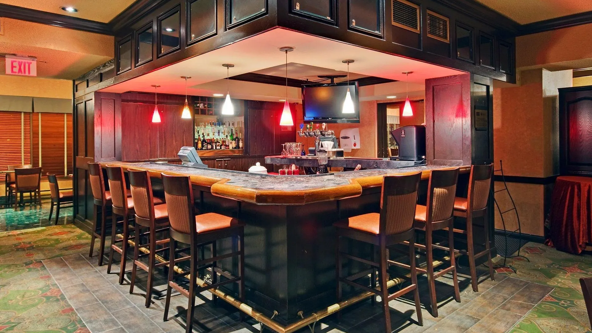 Holiday Inn Toronto International Airport By Ihg Hotel