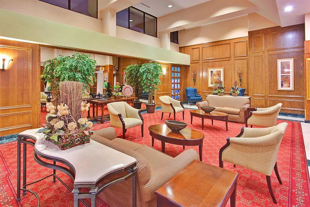 Holiday Inn Toronto International Airport By Ihg