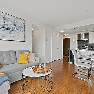 Luxe 2 Bedroom With Panoramic Views Of Vancouver