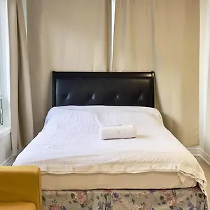 Guest house Warm Downtown